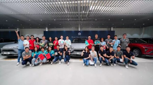 8点1氪 | 拼多多公布618整体数据:订单数突破10.8亿笔;特斯拉重组亚太业务部门;沃尔沃与英伟达宣布合作,开发自动驾驶AI系统