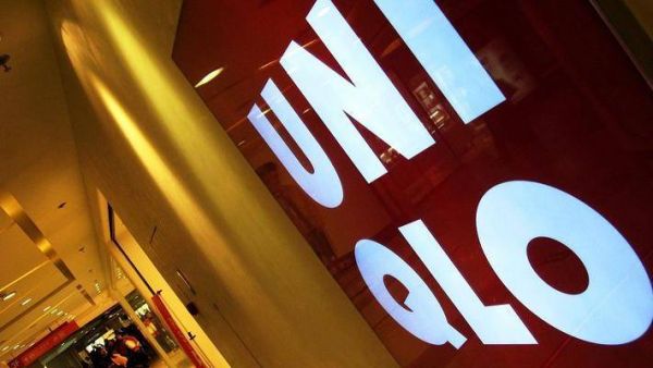 【虎嗅早报】优衣库偷拍涉事人被行政拘留10日；小米回购503.1万B类股，耗资近5000万港元