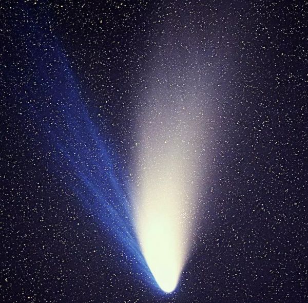 Space X首次发射二手重型火箭，搭载有152位逝者的骨灰