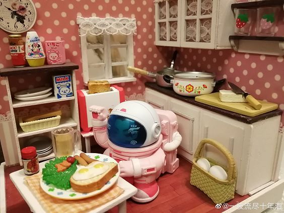 黄子韬虚拟形象“韬斯曼”背后，“明星虚拟创意”产业正在兴起？