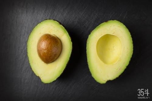 一年要吃掉8000万斤,牛油果为何火爆中国?