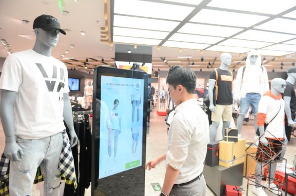 商场数字化该怎么做?改造过万达广场的丙晟这么看