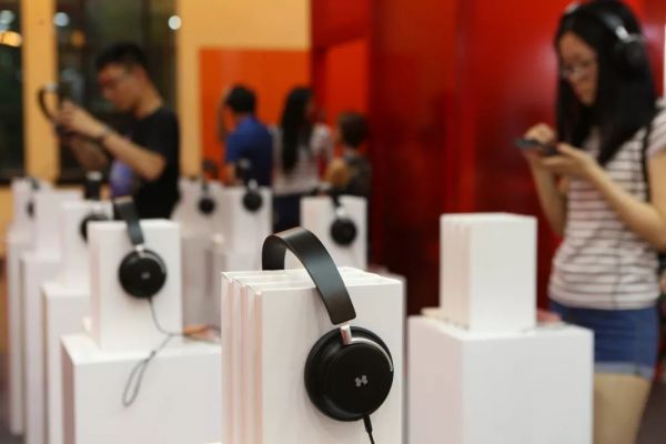 有声书付费率达47%,懒人听书估值20亿,在线音频仍在烧钱?