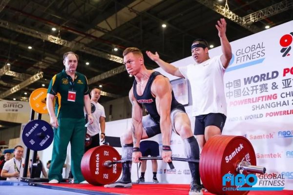 私教馆、美甲店、搏击馆:健身房大跨界,瑜伽节大热,以及一些健身新消息|健身周报