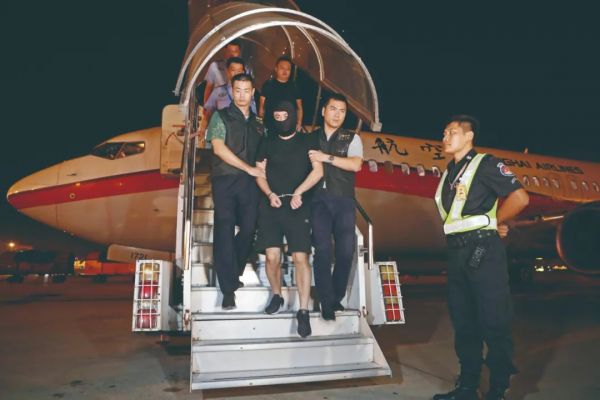 私募爆雷,割了富人的韭菜