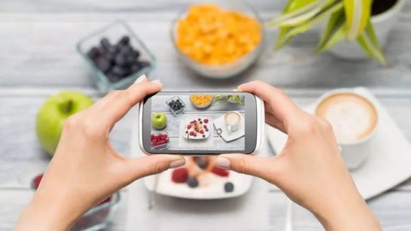 社交媒体，正在制造「健康饮食焦虑」