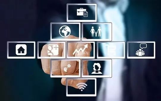 领英联合创始人里德·霍夫曼:想要不断成长,记住这9条原则