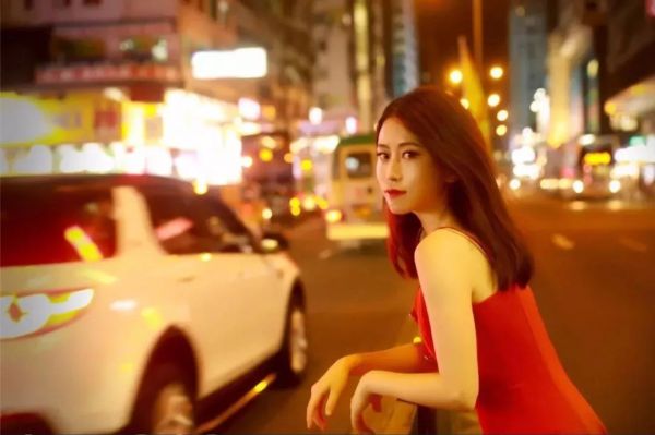 那些逃回成都的年轻人