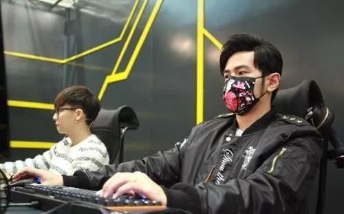 新歌发售2小时破千万,周杰伦商业王国大起底