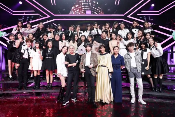 “产品经理”龙丹妮:做艺人像做产品,我的兴趣点永远在“年轻人”