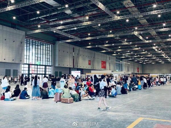 广播剧衍生市场调查——千元购周边,买票见声优,主题餐厅忙消费