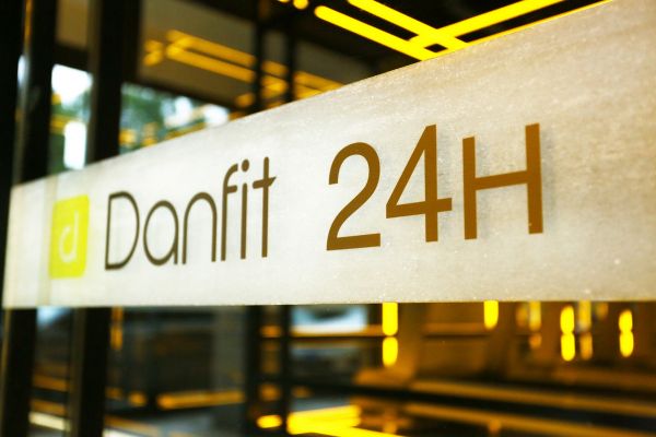 定位社区型健身房,「坚蛋运动」认为线下连锁健身的核心在服务