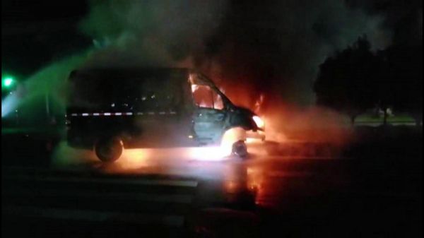 最前线 | 安全成头号挑战,市场监管总局称新能源车起火12小时内要上报