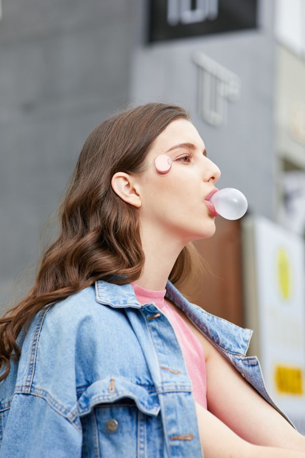 让美容仪不再吃灰,国货品牌「小光仙」想从“解放双手”开始