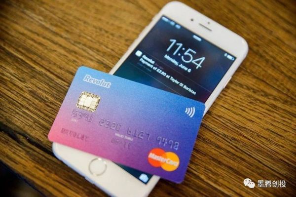 为什么大家都忙着在新加坡发卡？