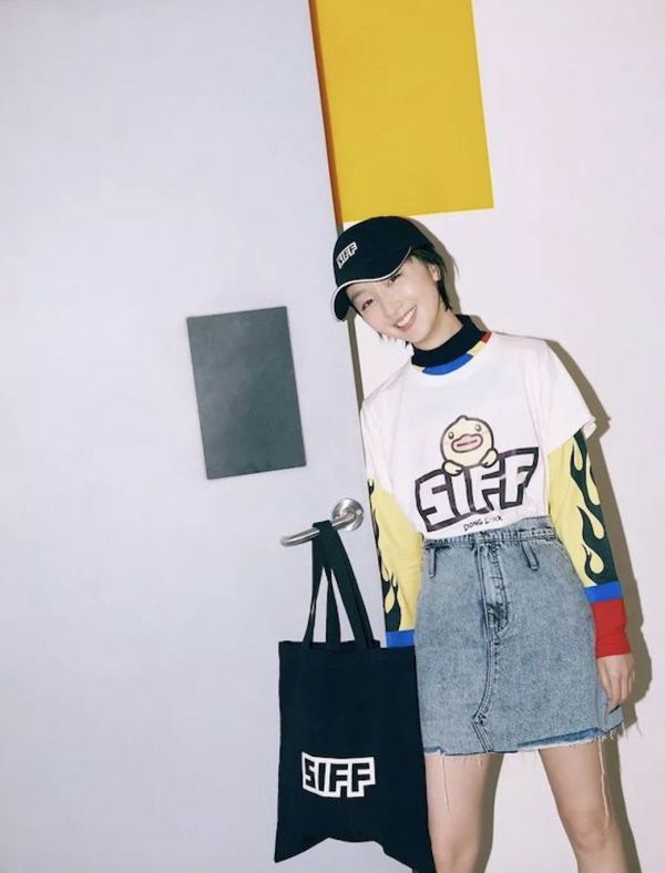 影展衍生品生意经：百元以下贩卖情怀？