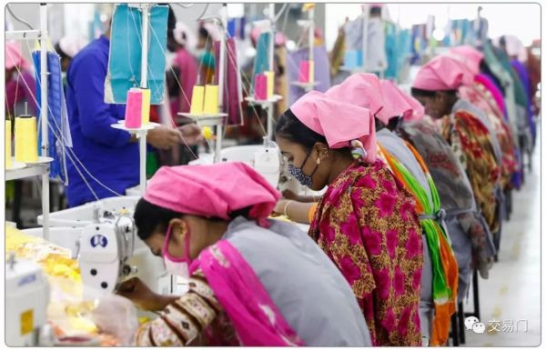 一路向东：在纽约时装大道，见证难以撼动的中国制造