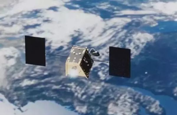 马斯克的42000颗卫星开始排队上天,美国人的天空通信网络不是玩笑