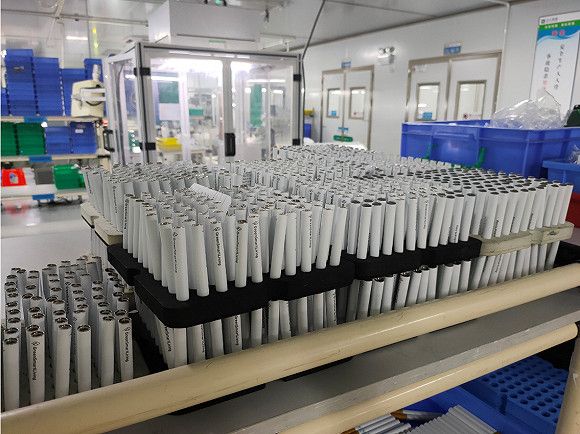 深圳电子烟工厂的十字路口:从安逸十年到与资本赌博