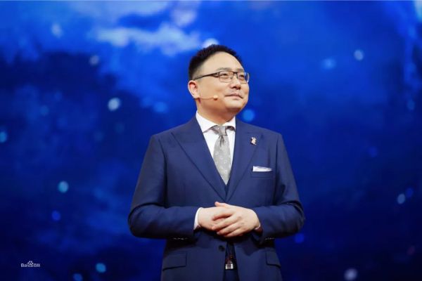 被低估的罗振宇