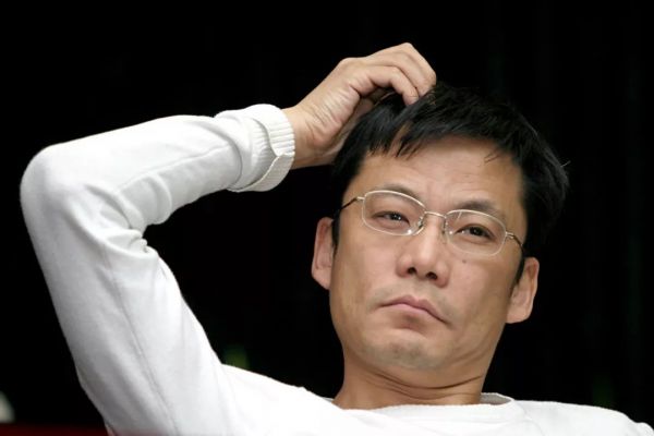 1.3亿现金+李国庆俞渝互撕，书商当当的后路在哪