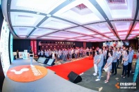 张丽俊：标语上墙，是文化落地的最后一步