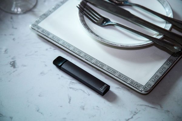 主打下沉市场,电子烟品牌「Luua噜啊」获得千万元种子轮融资