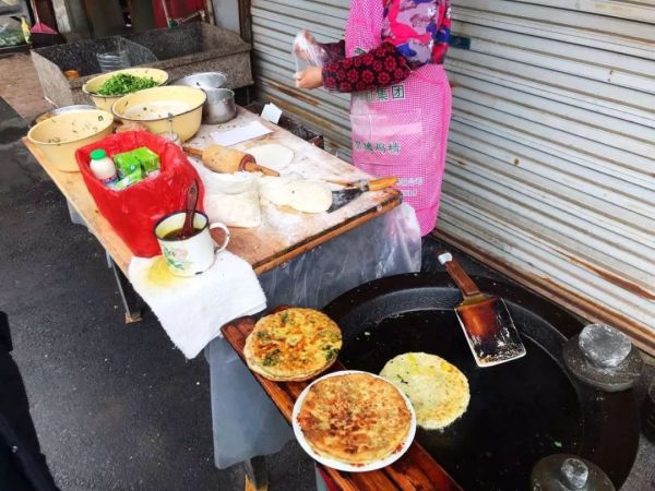 3000万人摆地摊,小买卖,大生意