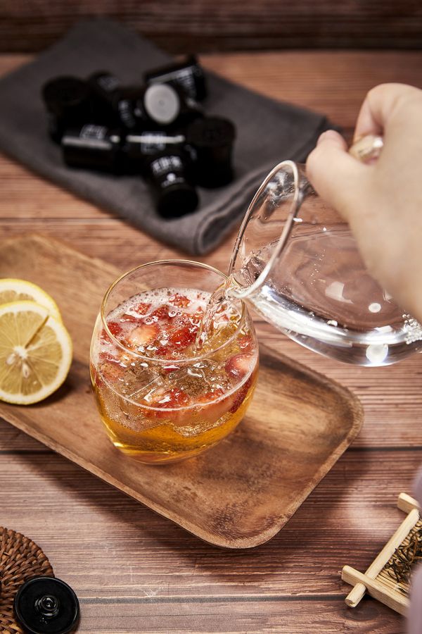 速溶即饮0卡0脂,「柒日原叶」想要升级年轻人喝茶的方式