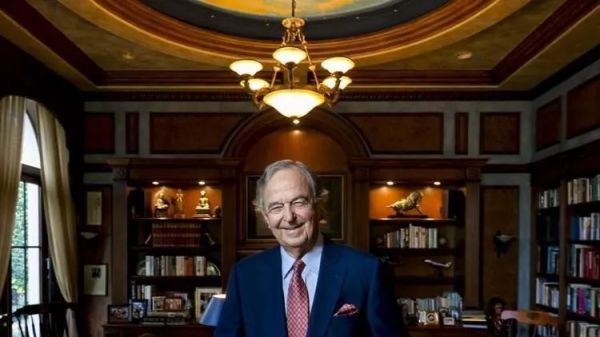 马斯克的太空计划从“上当”起步