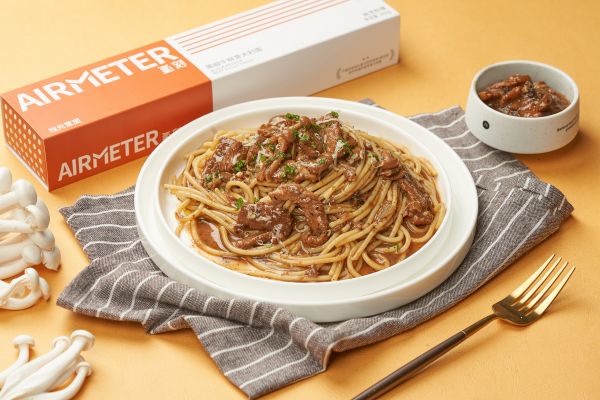 被李佳琦直播间推荐，「Airmeter氢刻」从西餐品类切入方便速食赛道