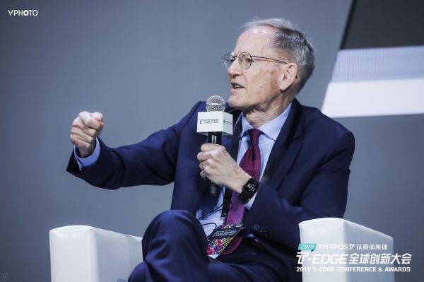 数字时代三大思想家之一,美国著名经济学家兼未来学家 George Gilder