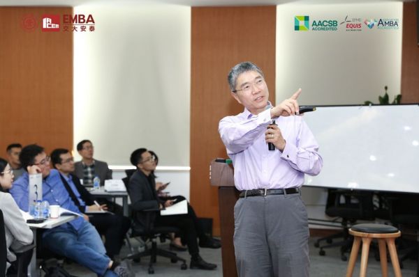 吴军:做十件事,不如做好一件事