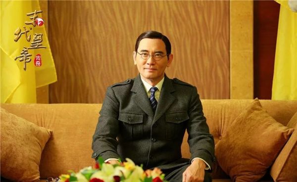 悬赏1300万,A股影视公司掌门人被朋友圈公开追债