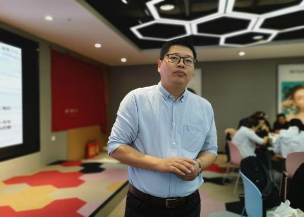 美的学院黄治国:疫情之下,企业如何“抓”现金流?