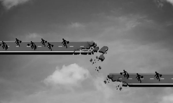 功能饮料江湖鏖战:健力宝含恨没落,东鹏特饮欲执牛耳