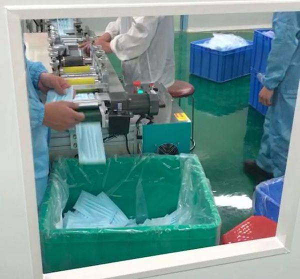 疯狂的口罩「印钞机」:月入千万,我亲历的一夜暴富