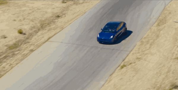 最前线 | 特斯拉Model Y提前交付,股价却暴跌50%开过山车