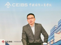 看不清行业前景？你缺少的是一套战略分析工具