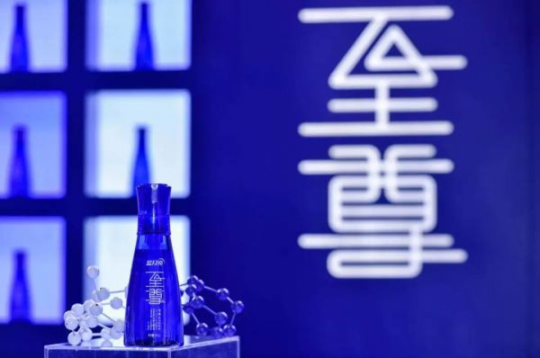 克扣工资、变相裁员...蓝月亮赴港IPO寻求突破,“洗衣液第一股”将何去何从?