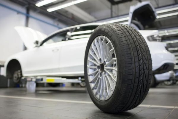 120座工厂停产,全球车市遭遇罕见“倒春寒”,中国市场渐渐转暖