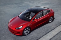 特斯拉连续三个季度盈利，国产Model 3将降至30万元内 | 看财报