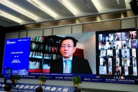 经济学家樊纲：制造业和基础设施建设恢复较快，服务业仍然比较慢