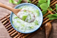 粥店遍地开花，一碗粥能撑起多大世界？