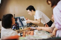 对话李佳琦背后的男人：“掉队”和“团队被挖”都是无稽之谈