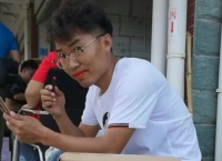 来义乌卖头绳的年轻人：“今年挣不到100万，我就回老家！”