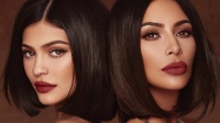 「KKW Beauty」以 2 亿美元兜售 20% 股份，品牌总估值上浮至 10 亿美元