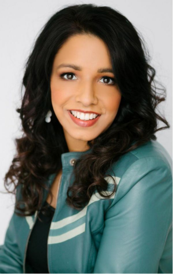 Sangeeta Jain,在TikTok上是英语视频教学网红Geet