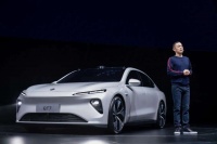 蔚来要对标「苹果」？逻辑是什么？