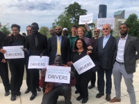 美国「饿了么」送餐员：没有小费过不下去